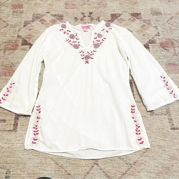 Y2K White embroidered floral blouse with pink accents size medium - Picture 8 of 12